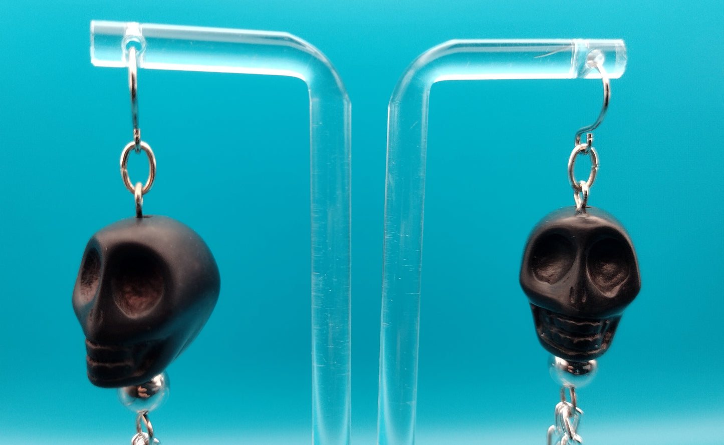 Dangling Skull Earrings