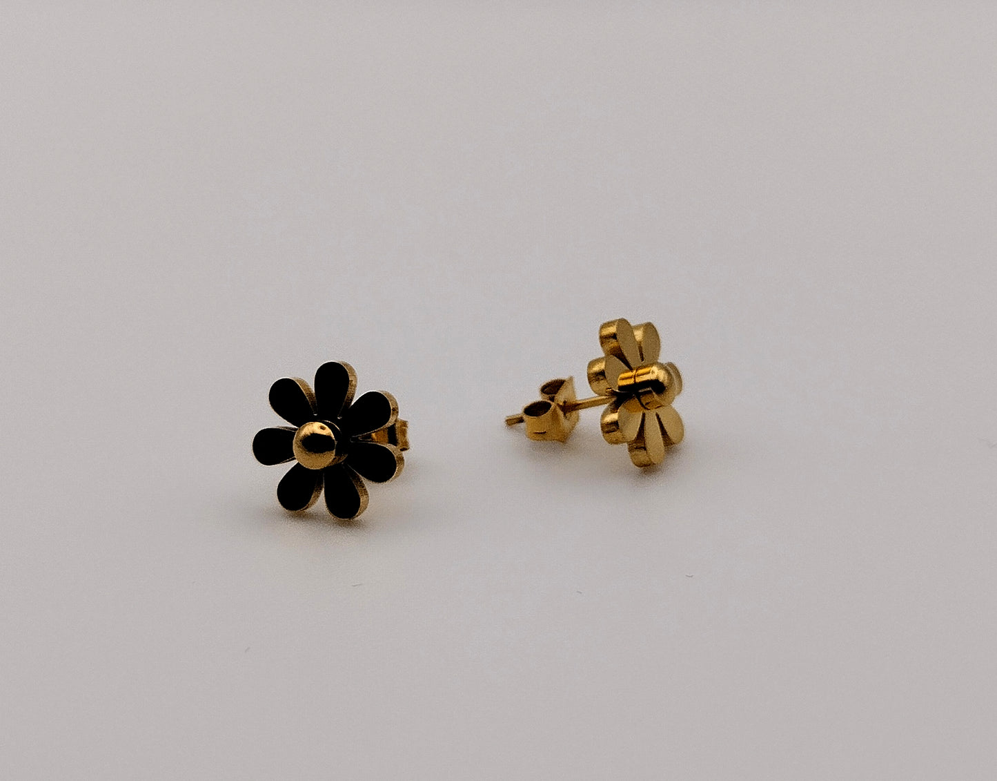 Hobi-inspired Daisy Earrings