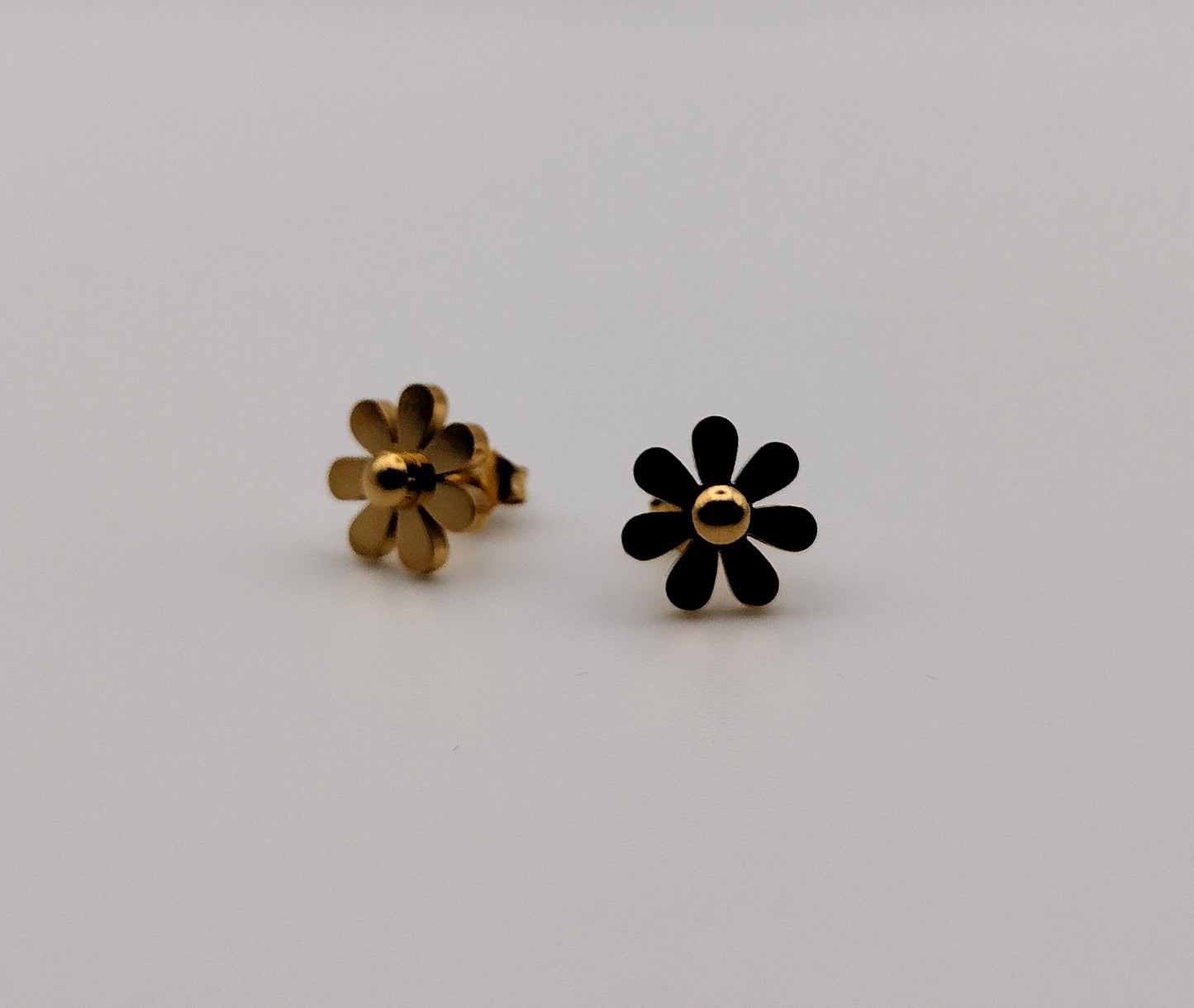 Hobi-inspired Daisy Earrings