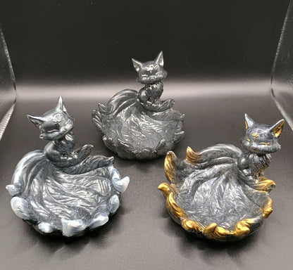 Shadow Kitsune Nine-Tailed Fox Figurines
