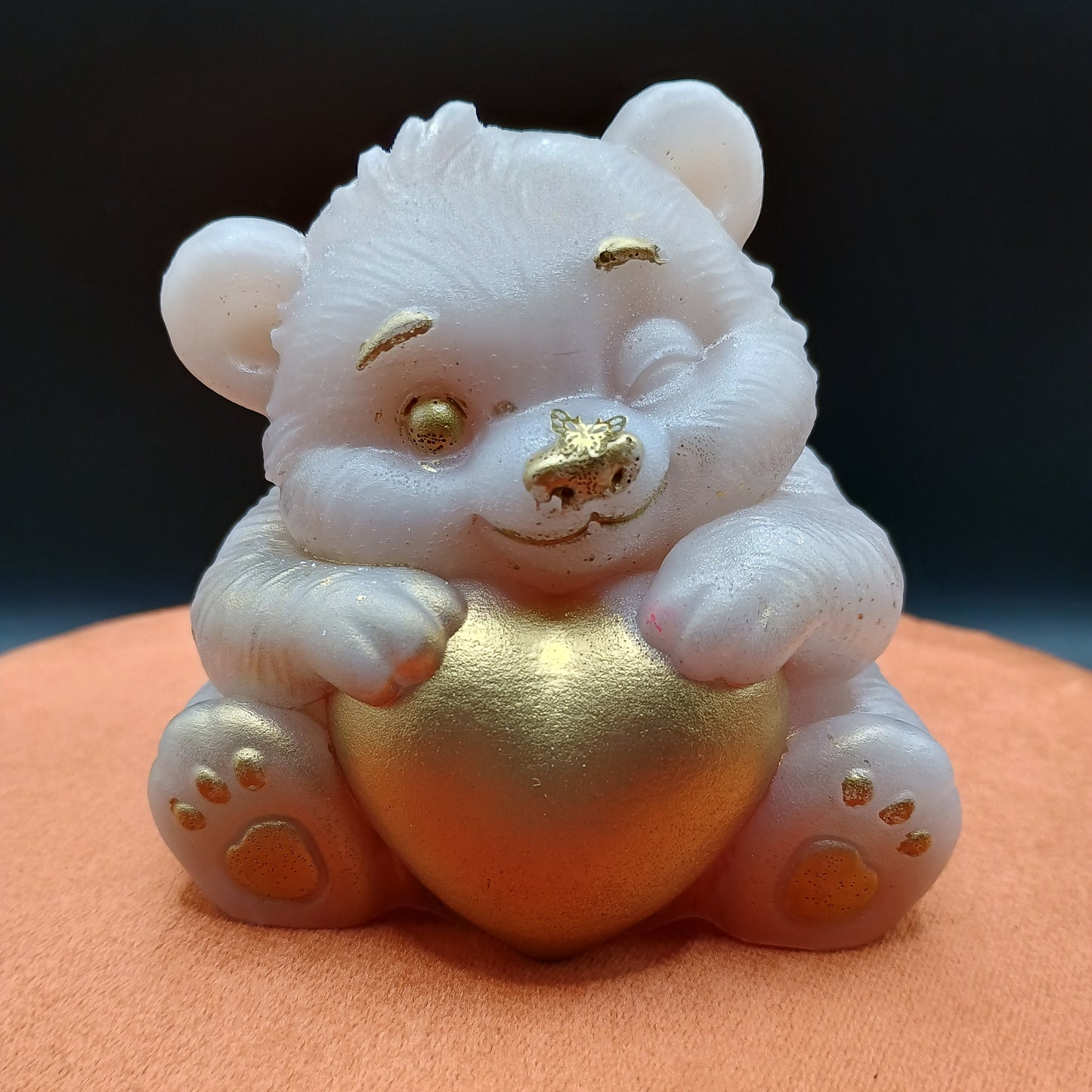 Heart Hold Pillow Bears