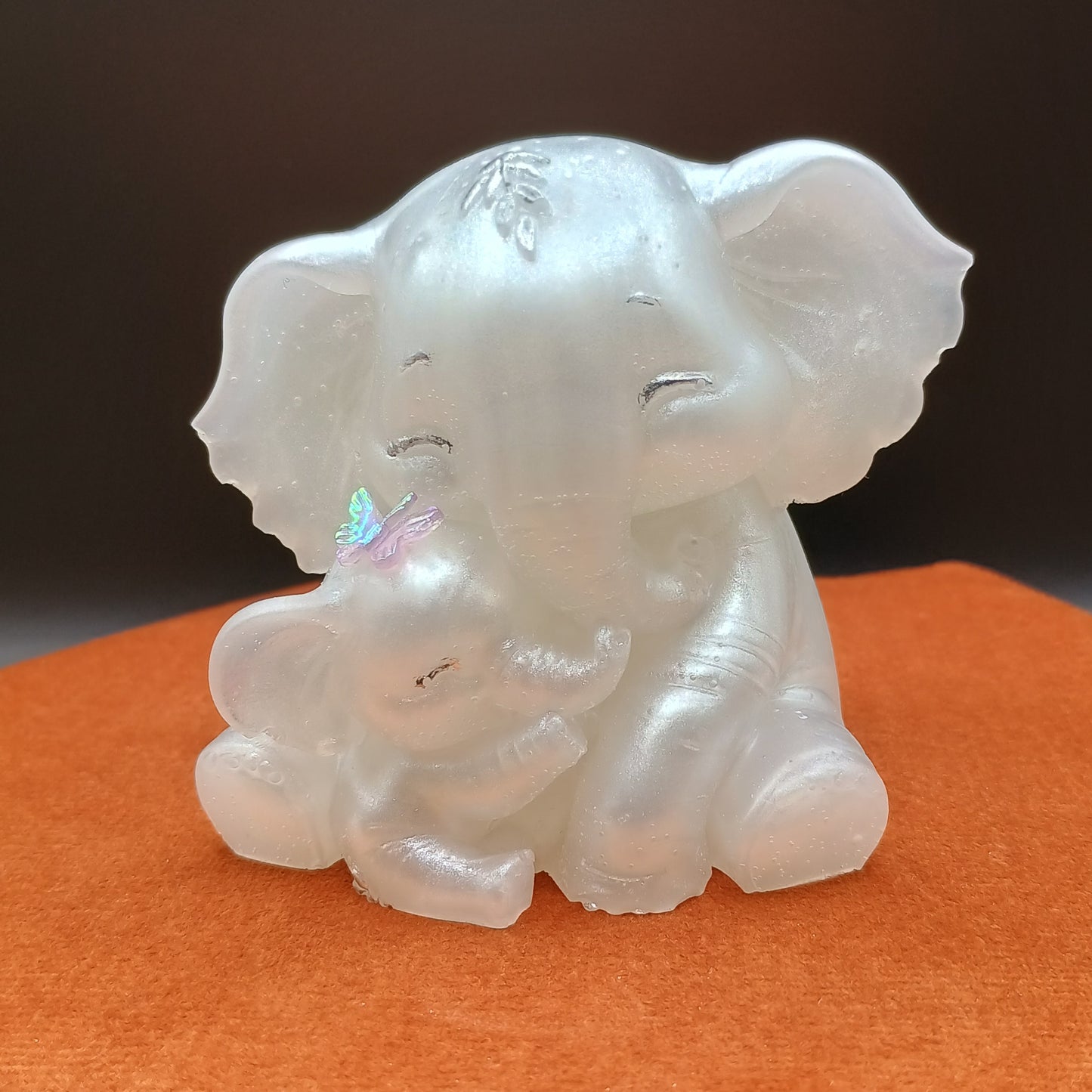 Forever Close Mama & Baby Elephant Figurine